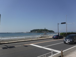 今日も天気が良くて海でプカプカ浮いてるだけでも気持ちい〜です！