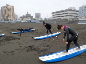 自分がどこの位置に乗ってるかの確認してますね。 乗る位置は大事ですよね♪ 